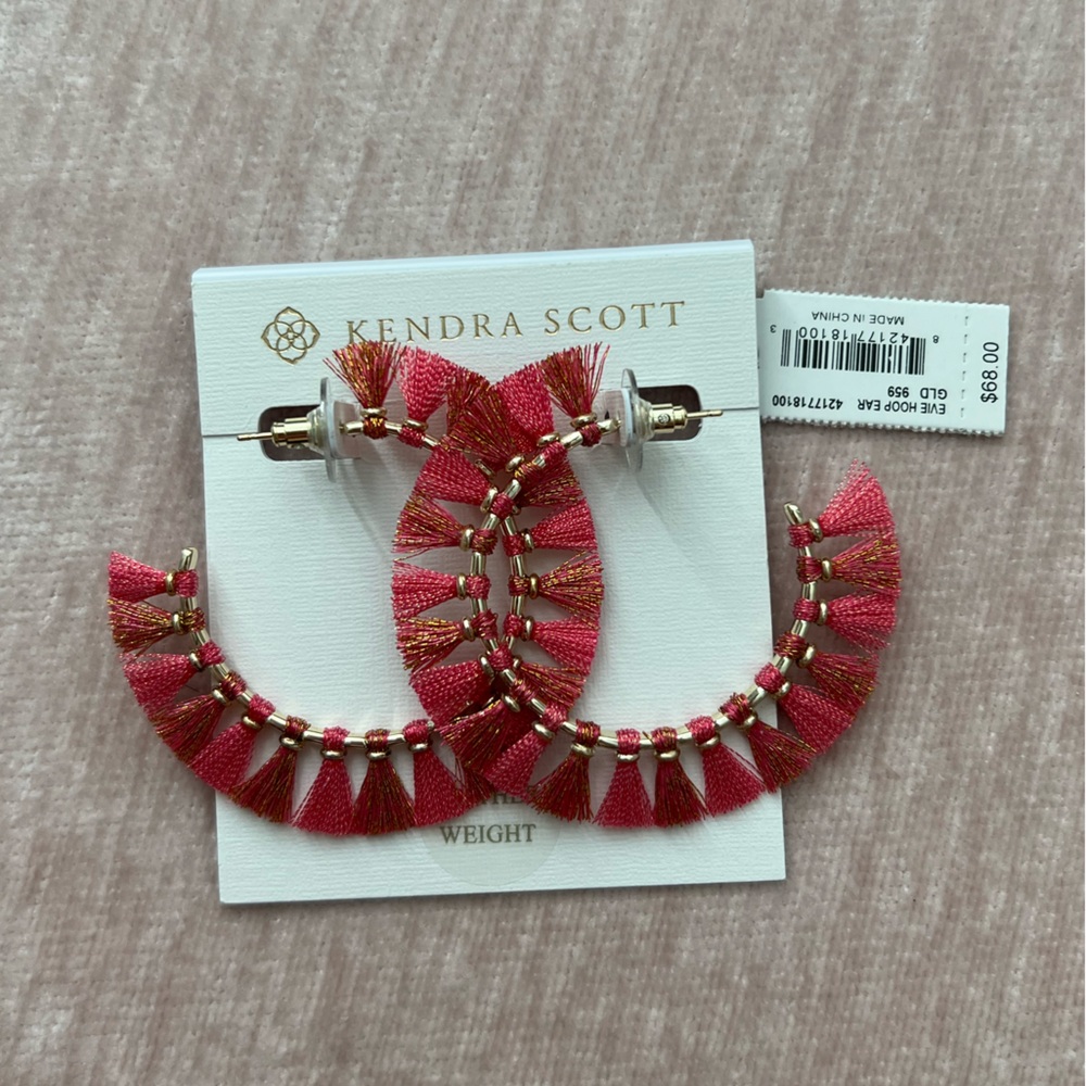 Kendra Scott Evie Hoop Earrings Pink - Picture 2 of 3